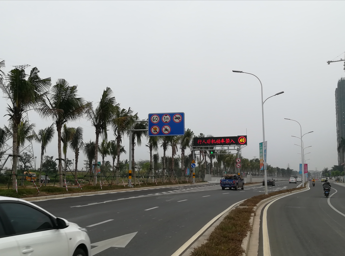 智能激光守护交通要道，第二代超高激光对射为安全保驾护航